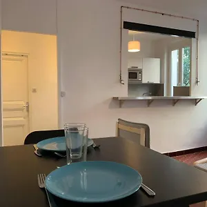 Appartement Palais Longchamps, T2 Côté Cour, Marseille